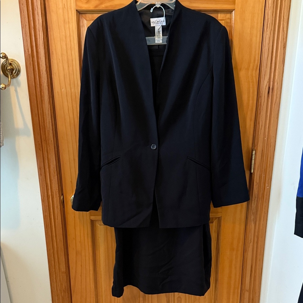 Villager Classic Black 2 piece suit/ skirt
